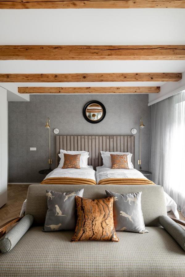Suite With Private Bathroom At Three Bedroom Interwar Villa Grabyte With Daily Spaces To Share By Pine Forest On The Bank Of The River- 8Min By Car From Old Town Каунас Экстерьер фото
