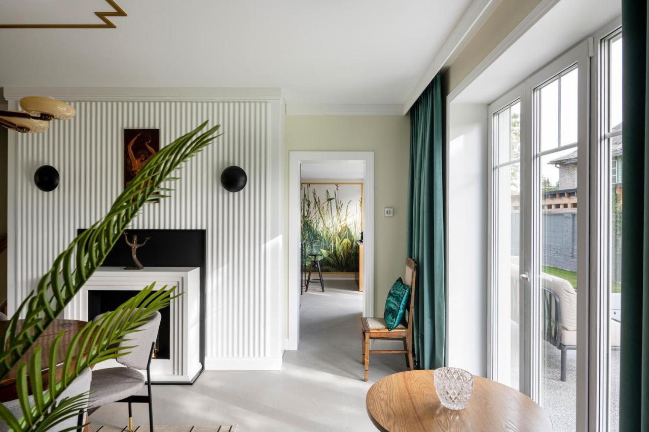 Suite With Private Bathroom At Three Bedroom Interwar Villa Grabyte With Daily Spaces To Share By Pine Forest On The Bank Of The River- 8Min By Car From Old Town Каунас Экстерьер фото